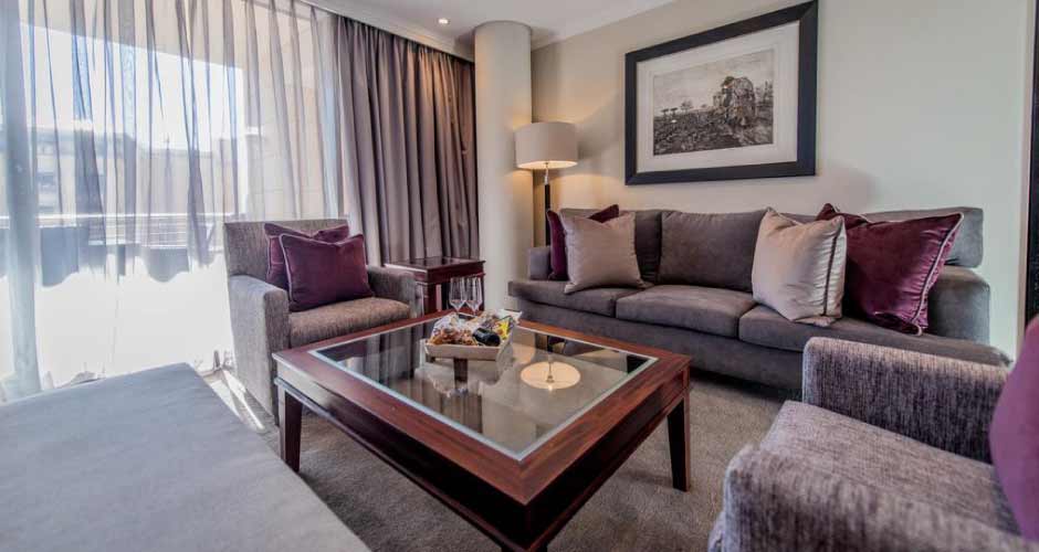 Raphael Penthouse 07