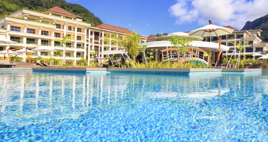 Savoy Resort 08