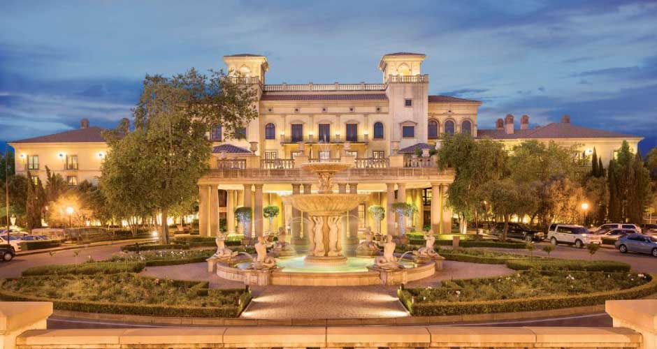 The Palazzo Hotel 10